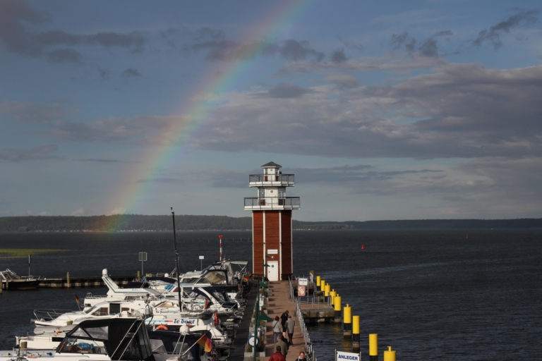 Der Leuchtturm von Plau ist gleich um die Ecke