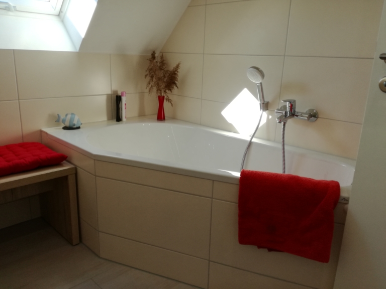 Die Badewanne im OG